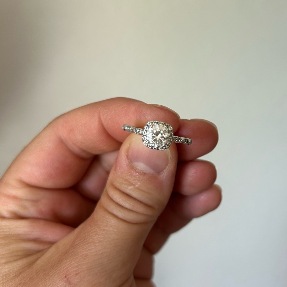 Sterling Silver CZ Ring Size 6